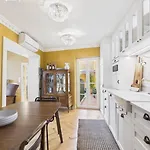 Elegant 3br Townhouse W/ En-suite Baths - Mouraria | By Airnest Prázdninový dům