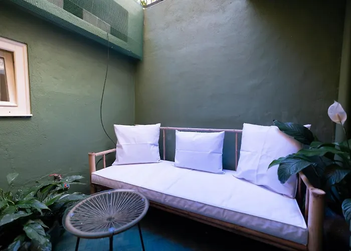 Ferienhaus Elegant 3br Townhouse W/ En-suite Baths - Mouraria | By Airnest