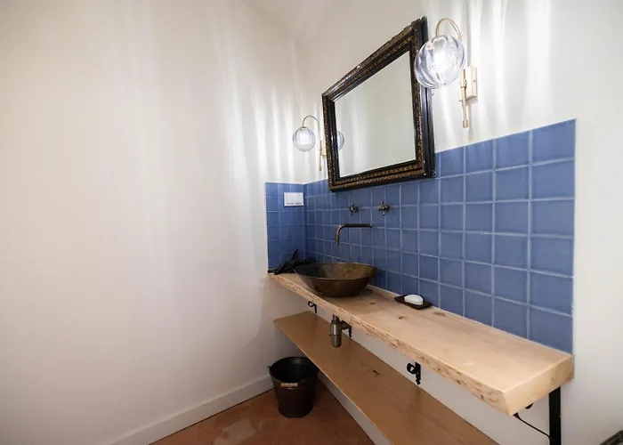 Ferienhaus Elegant 3br Townhouse W/ En-suite Baths - Mouraria | By Airnest *
